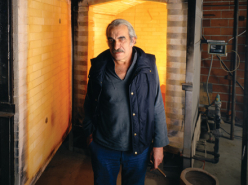 Peter Voulkos Working (2015)