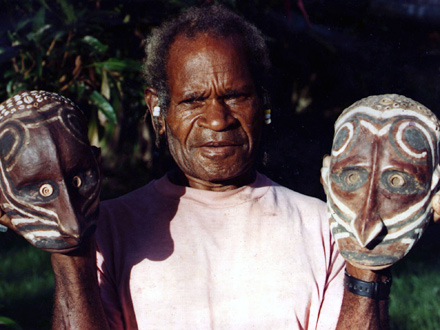 Skull Art in Papua New Guinea (1999)